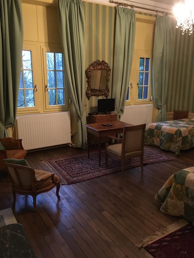 Bed and Breakfast Manoir De La Graviere Mouzon  Екстер'єр фото