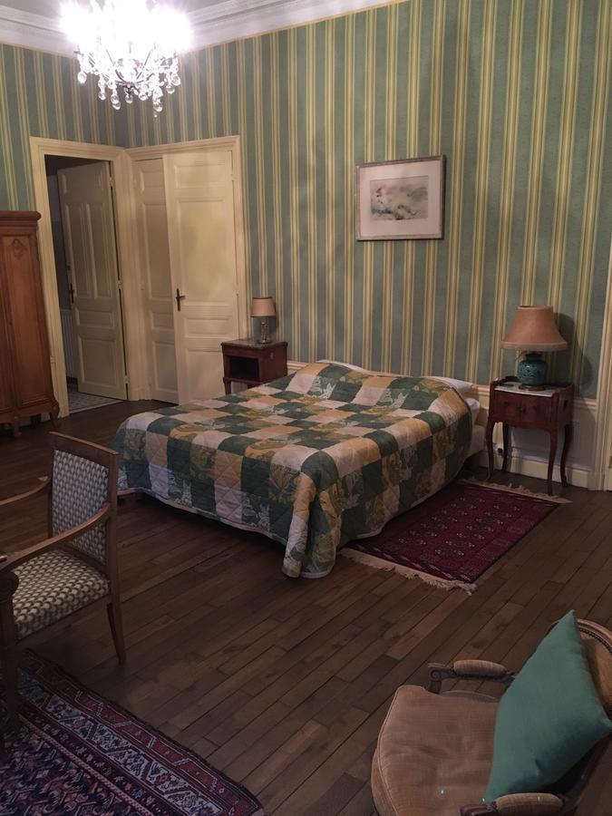 Bed and Breakfast Manoir De La Graviere Mouzon  Екстер'єр фото