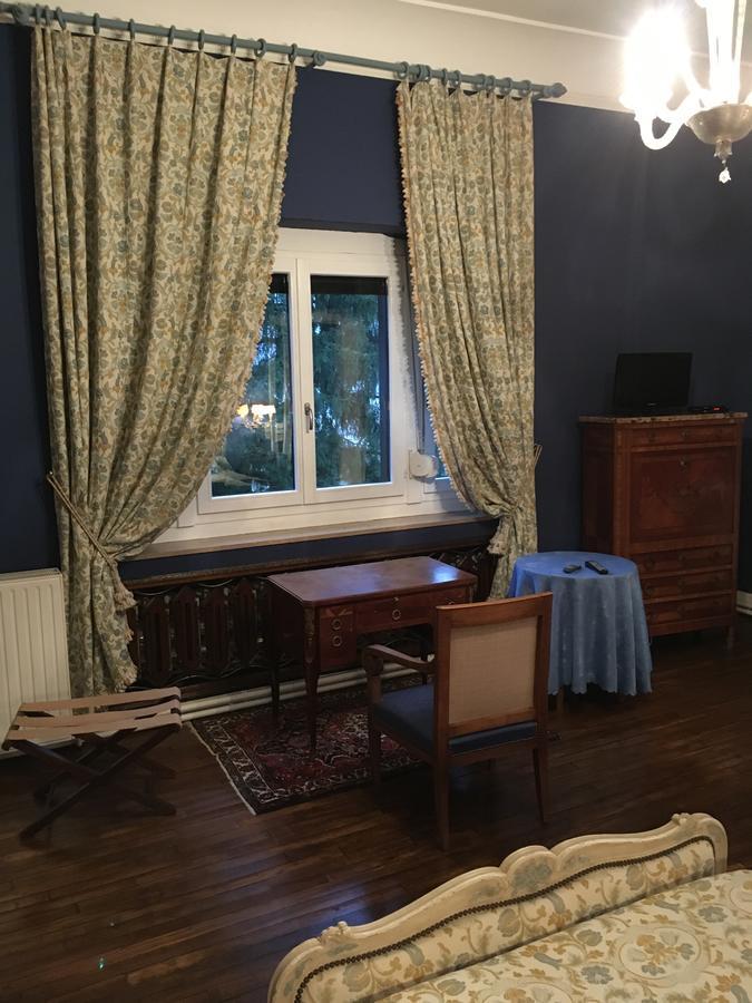 Bed and Breakfast Manoir De La Graviere Mouzon  Екстер'єр фото
